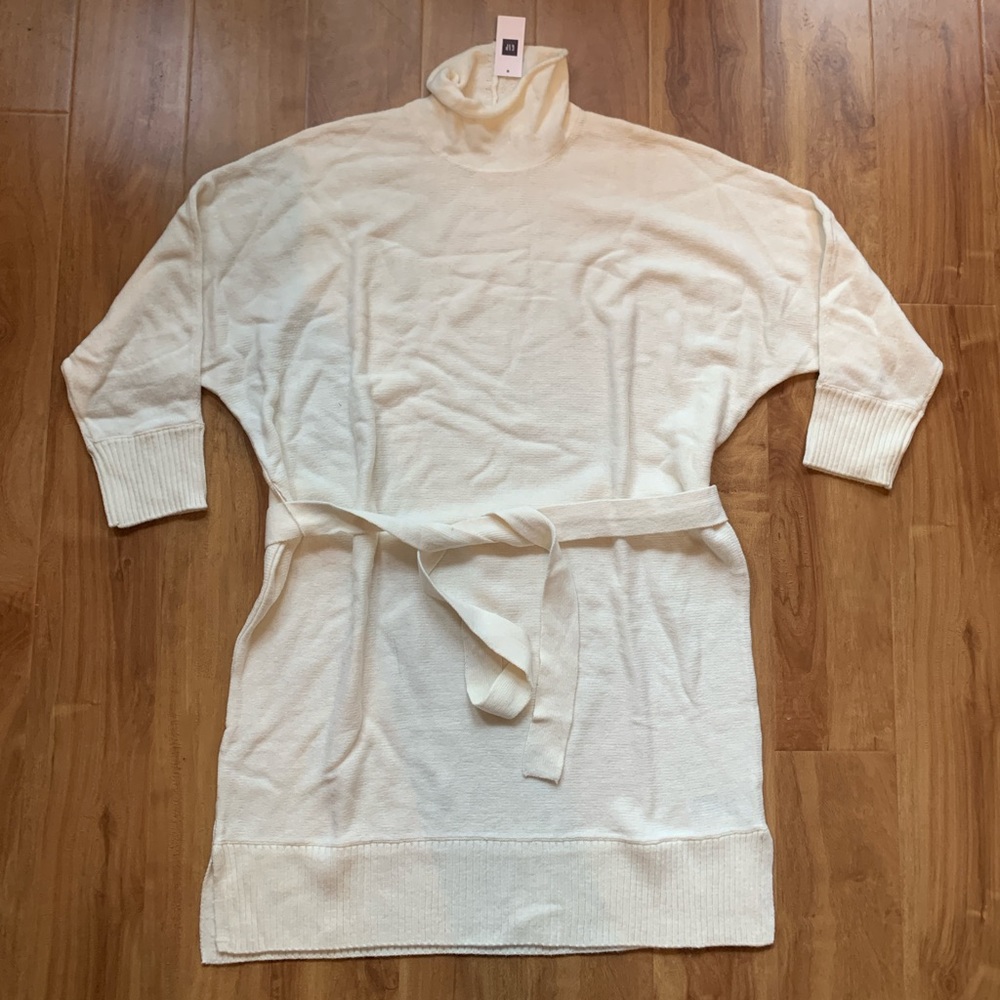 BNWT Cream Belted 'The Gap' Turtleneck Sweater Dress, Sz Large